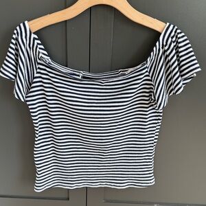 Mango Ribbed Navy & White Off-Shoulder Flutter sleeve Top •
size small